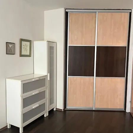 ホテル Apartament Swiderska 113b ワルシャワ